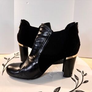 Donald J Pliner Ankle Bootie Boots Black Bonnie Leather Womens Back Zip Size 8.